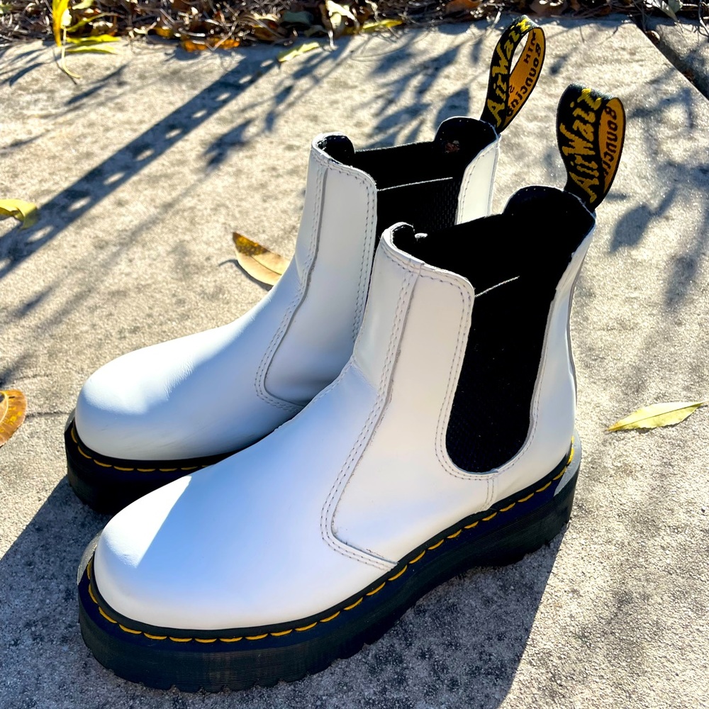 Dr. Marten Leather Platform Chelsea Boot